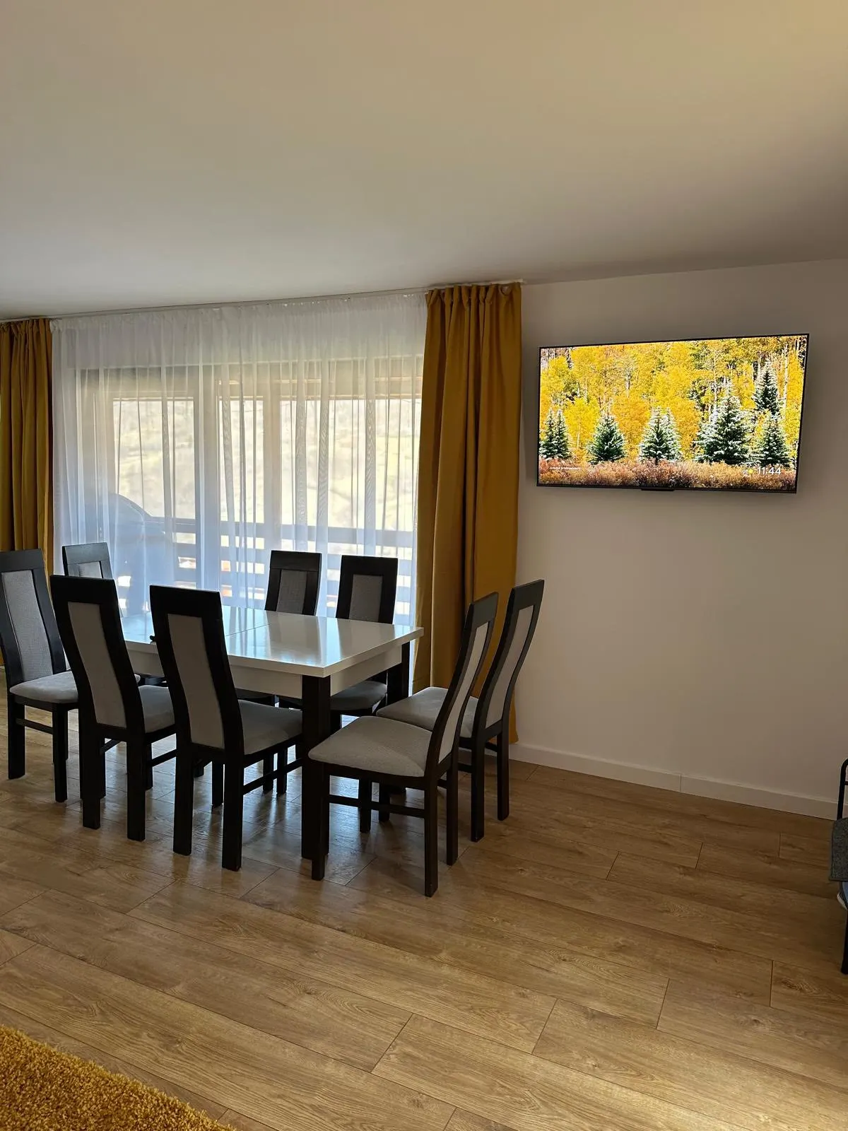 Interior cabană — dormitor